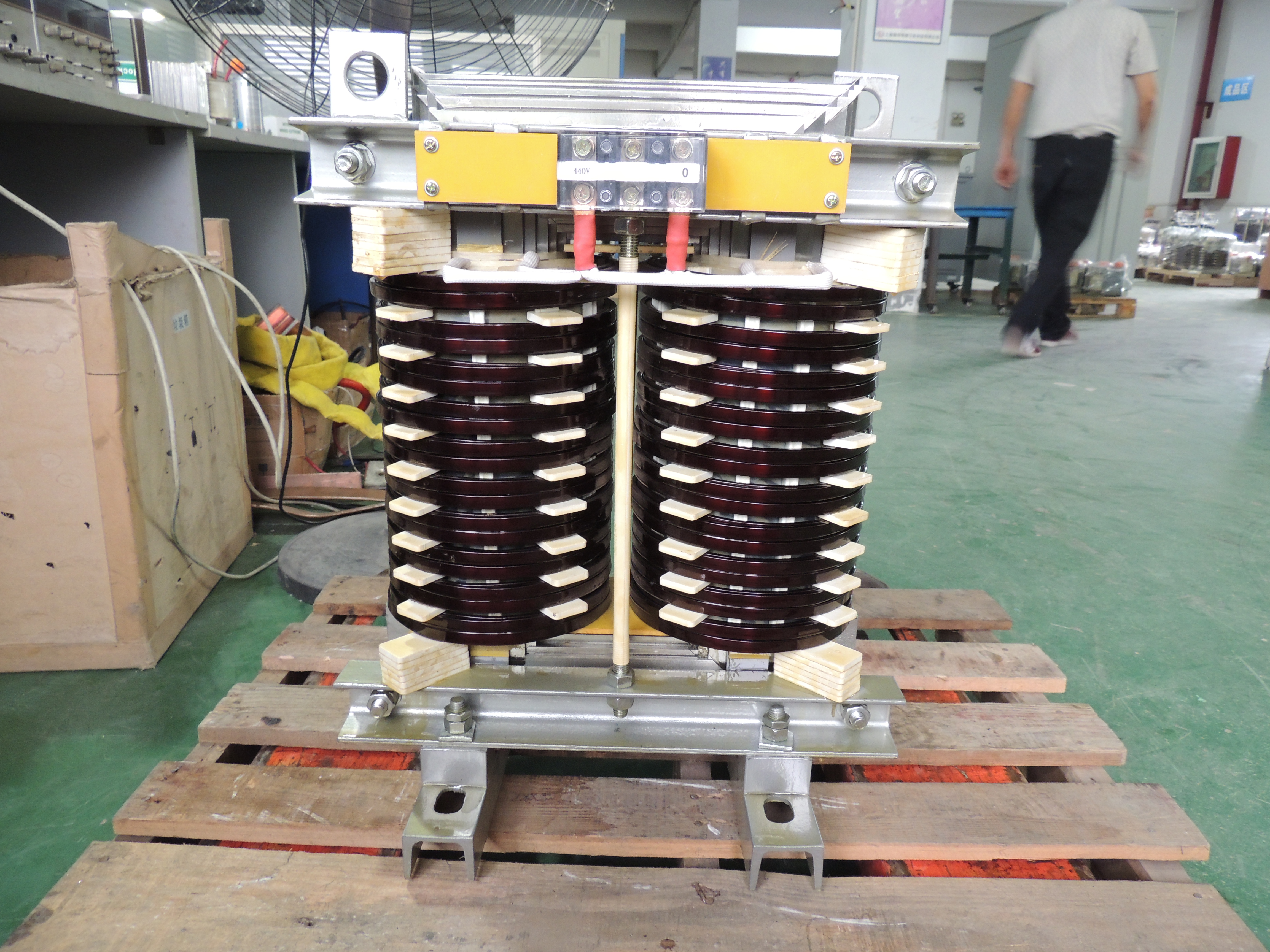 ����׃����